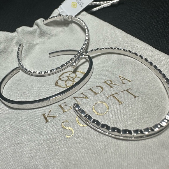 Kendra Scott Cuff Bracelet - Picture 3 of 4